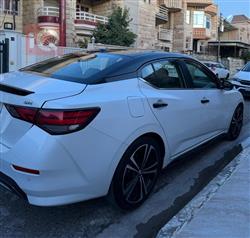 نيسان سنترا